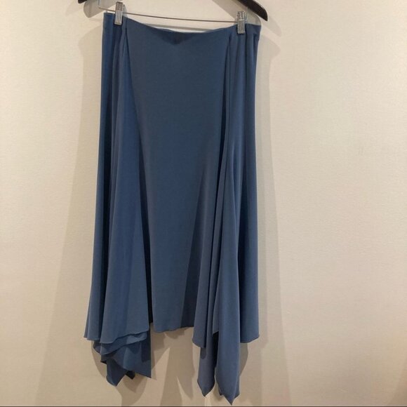 SYMPLI Sz  10 Asymmetrical Skirt With Great Flow & Soft Material Made in Canada - Picture 4 of 6